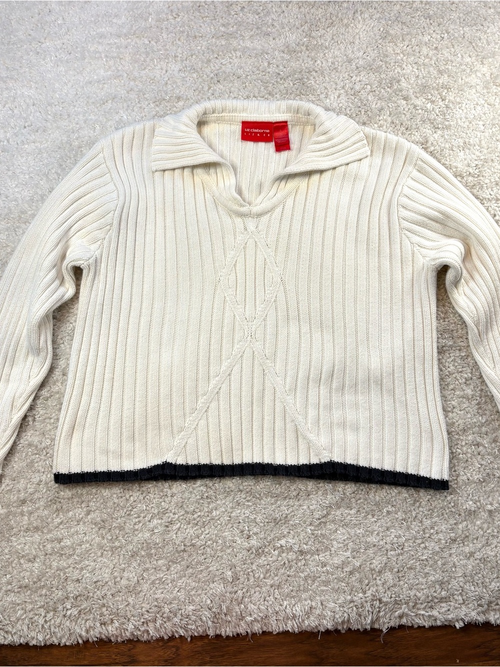 liz & co. Cream Ribbed V-Neck Sweater with Black Contrast Hem
